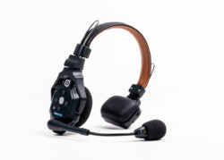 Hollyland Solidcom C1 PRO Full Duplex Wireless Intercom 8 Headsets System with Hub station inc 1 wired headset