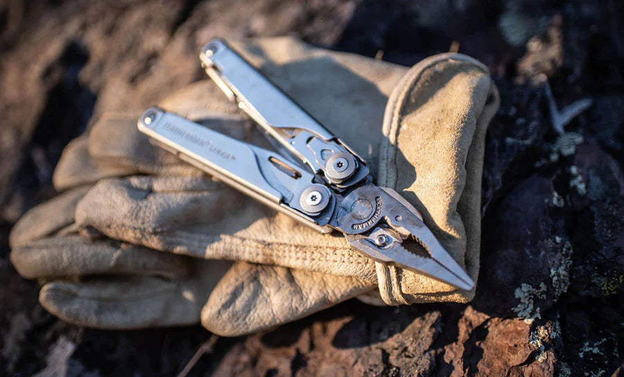Leatherman SURGE 21 in 1 Multitool